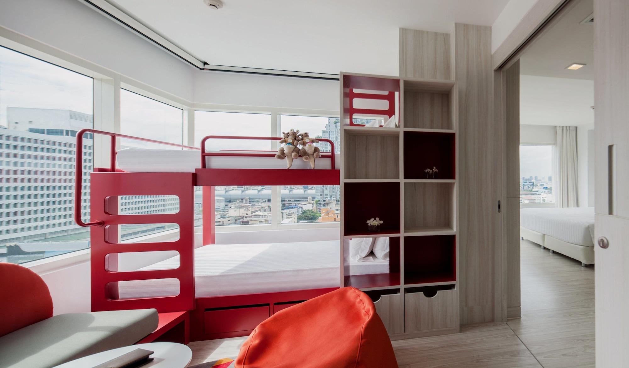 Centara Watergate Pavilion Hotel Банкок Екстериор снимка