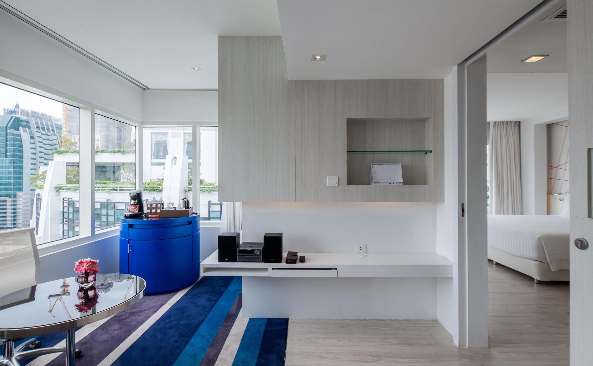 Centara Watergate Pavilion Hotel Банкок Екстериор снимка