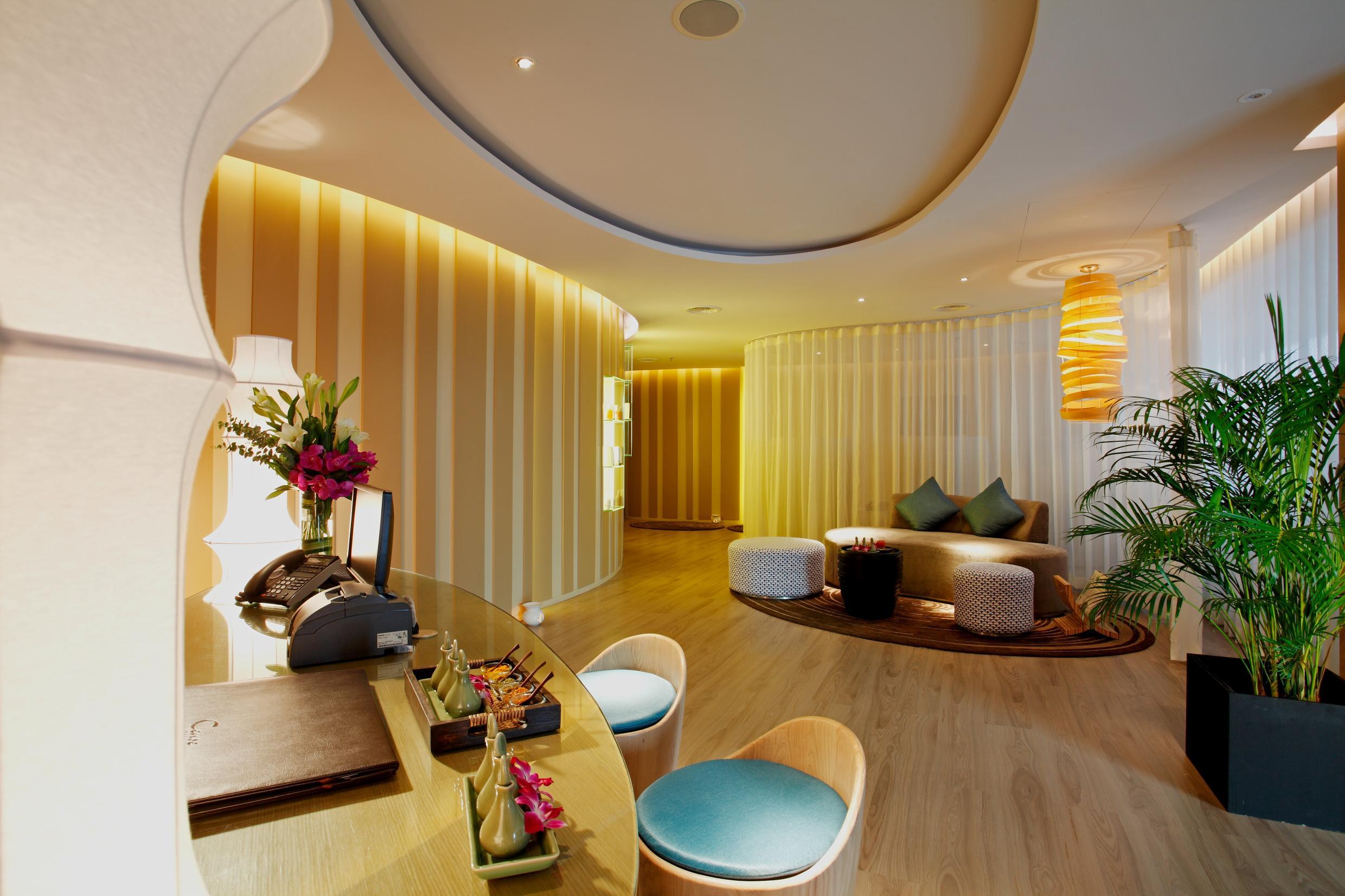 Centara Watergate Pavilion Hotel Банкок Екстериор снимка