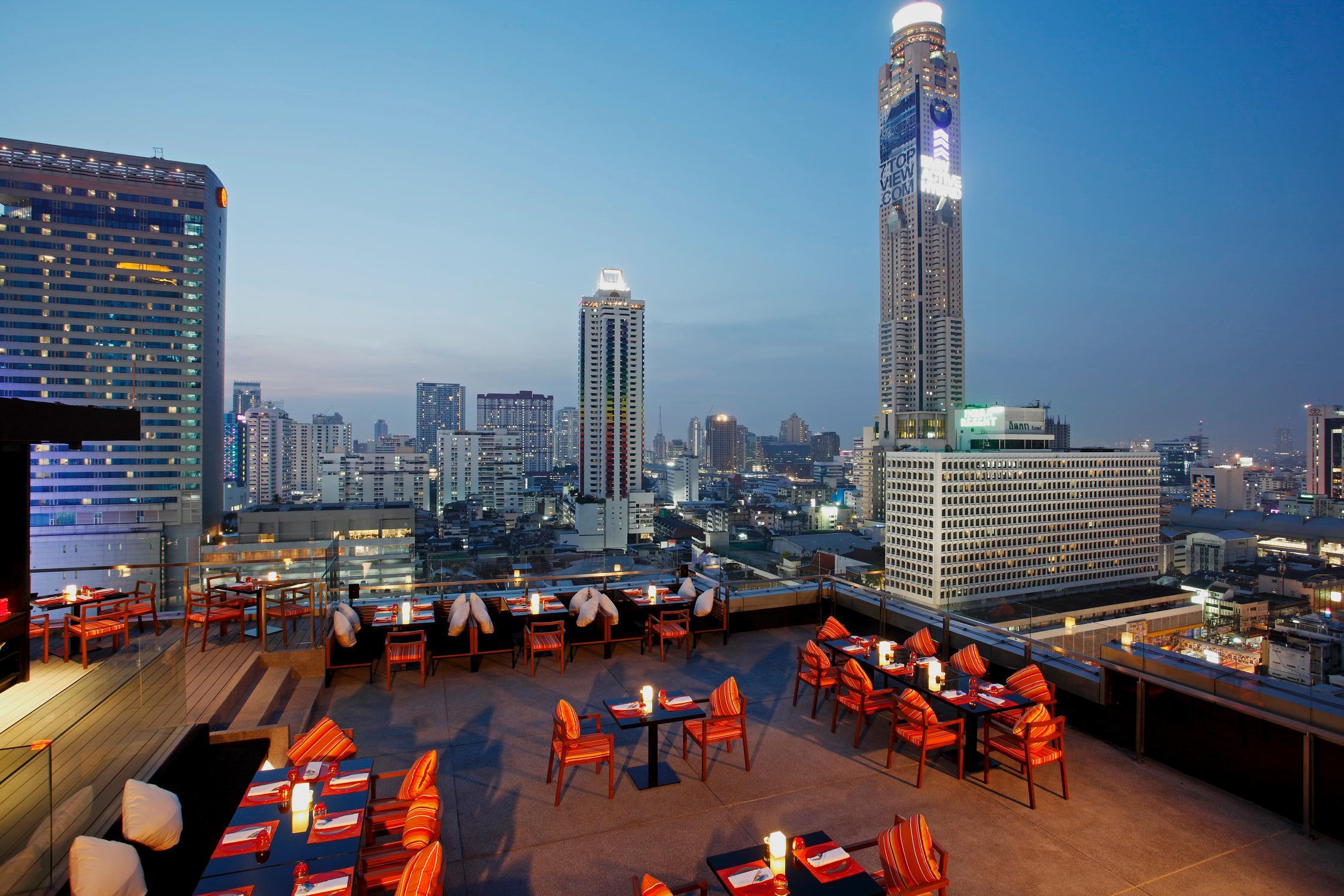 Centara Watergate Pavilion Hotel Банкок Екстериор снимка